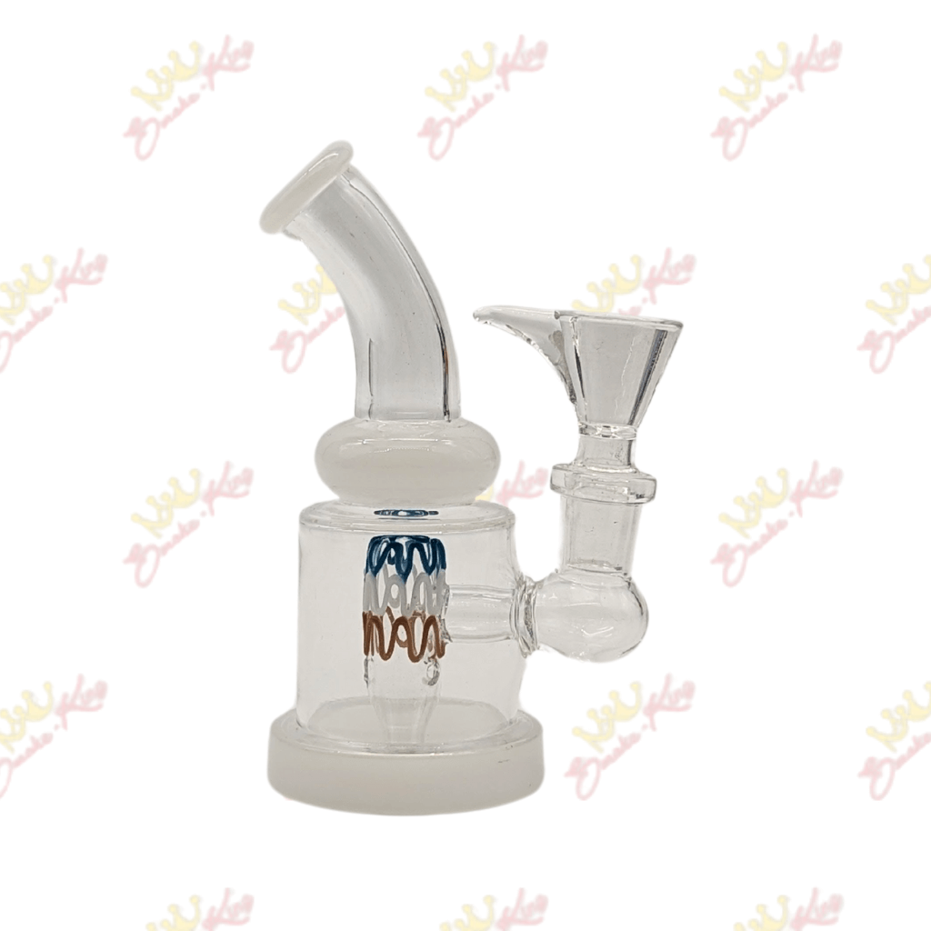 Smoke King White 6' Inch Waterpipe with shower dome 6' Inch Waterpipe with shower dome | Smoke-King